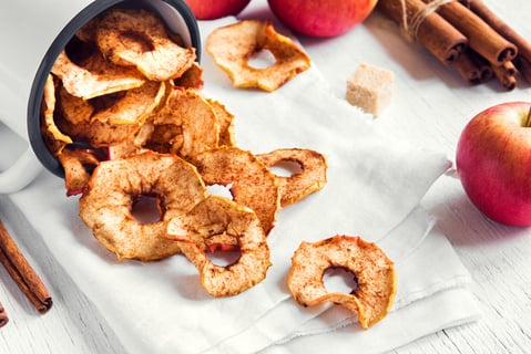 Chips de manzana con canela