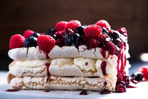 ¿Te antojaste con la pavlova de Bake Off Chile?