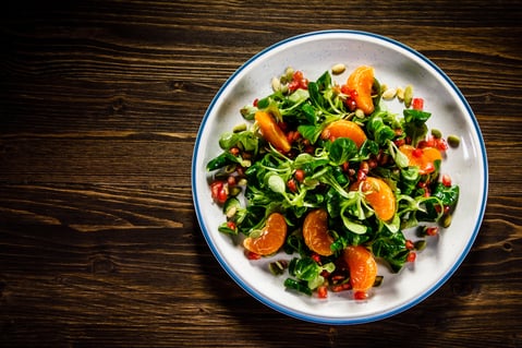Ensalada de mandarinas, granada y berros