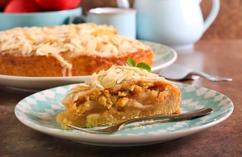 Tarta de manzana y almendras