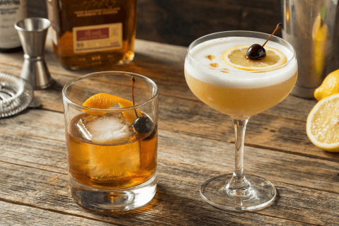 Recetas de cócteles clásicos con whisky