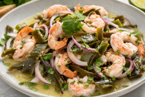 Ceviche de camarones y cochayuyo